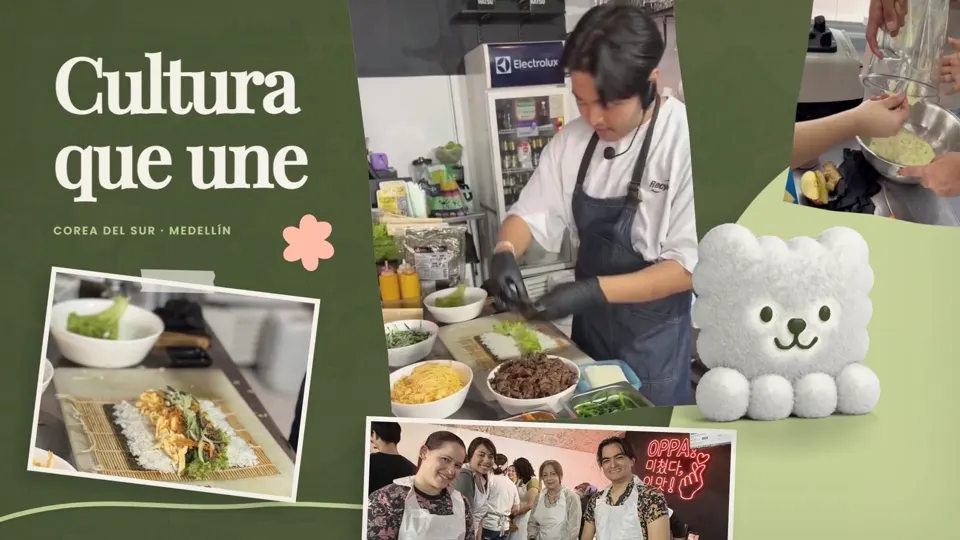 Otto junto a fotografías de un taller de cocina coreana